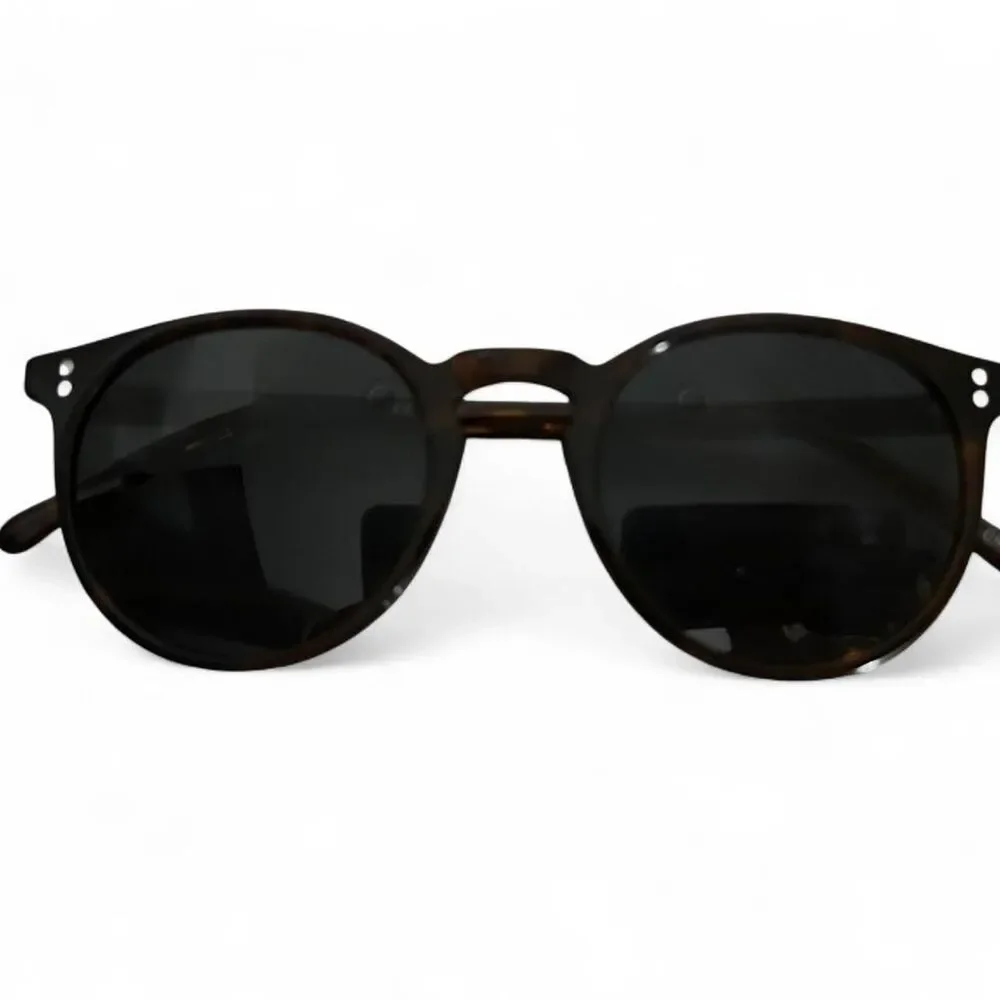 Unbranded Women's Brown and Black Sunglasses